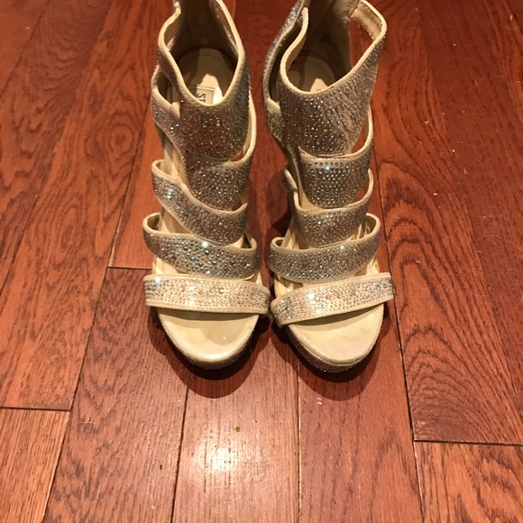 Sparkly dress shoes - Picture 2 of 2